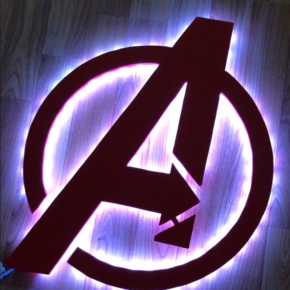 Avengers wooden LED multicolor dimmable wall art.
